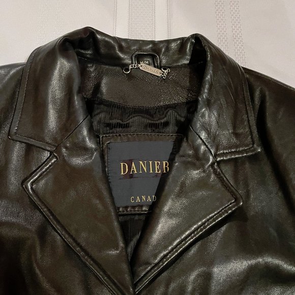 EUC Danier Men's Leather Coat sz M - Picture 4 of 16